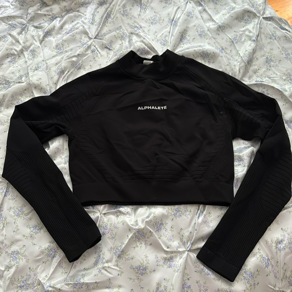 Alphalete cropped long sleeve